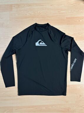 Quiksilver Men’s Black Long-Sleeve Rash Guard with White Logo